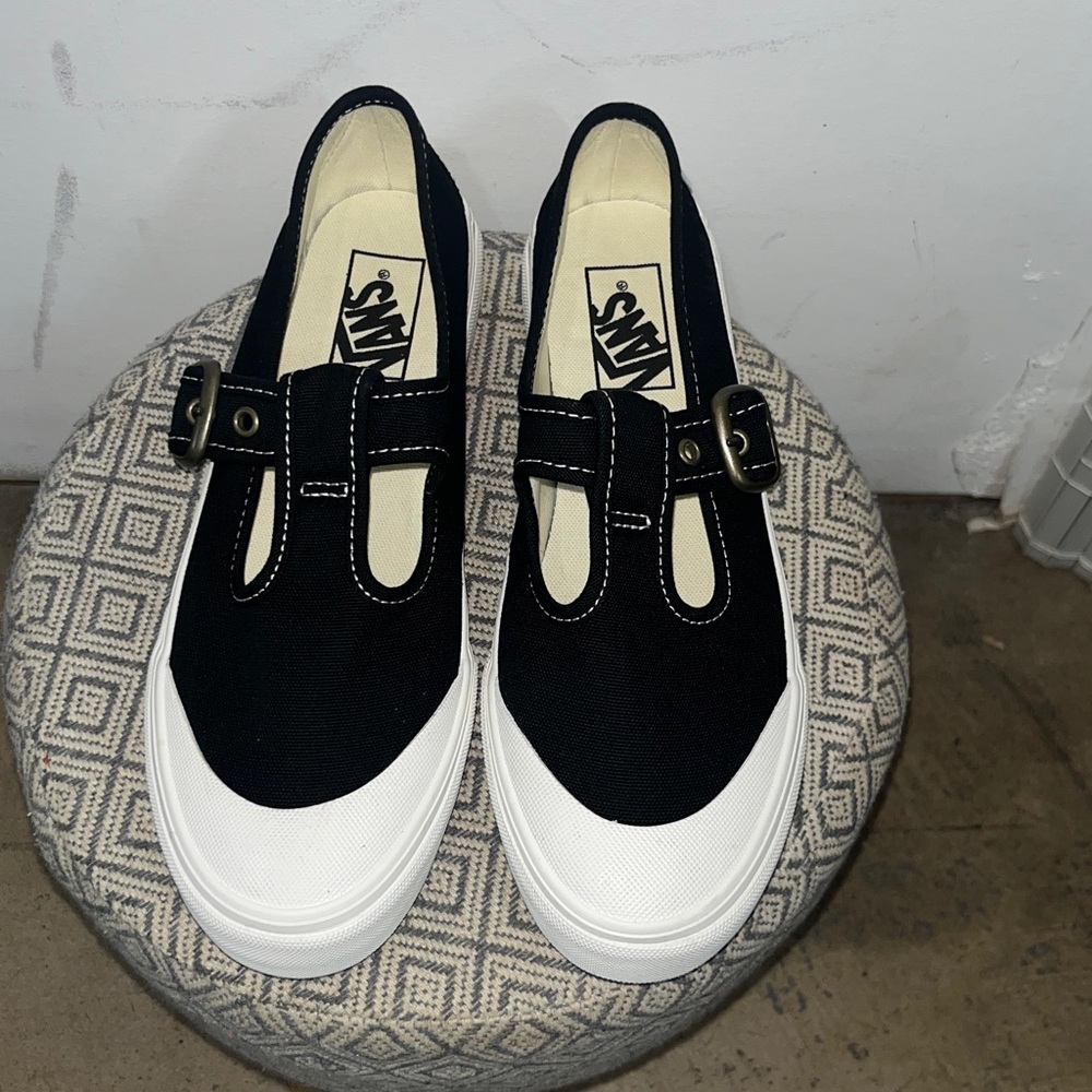 Vans Mary Jane Style 93 Sneaker Shoe with Buckle Black Canvas White Rubber NWOT - Picture 2 of 5